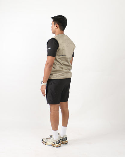 Explorer Utility Vest - Built for Outdoors