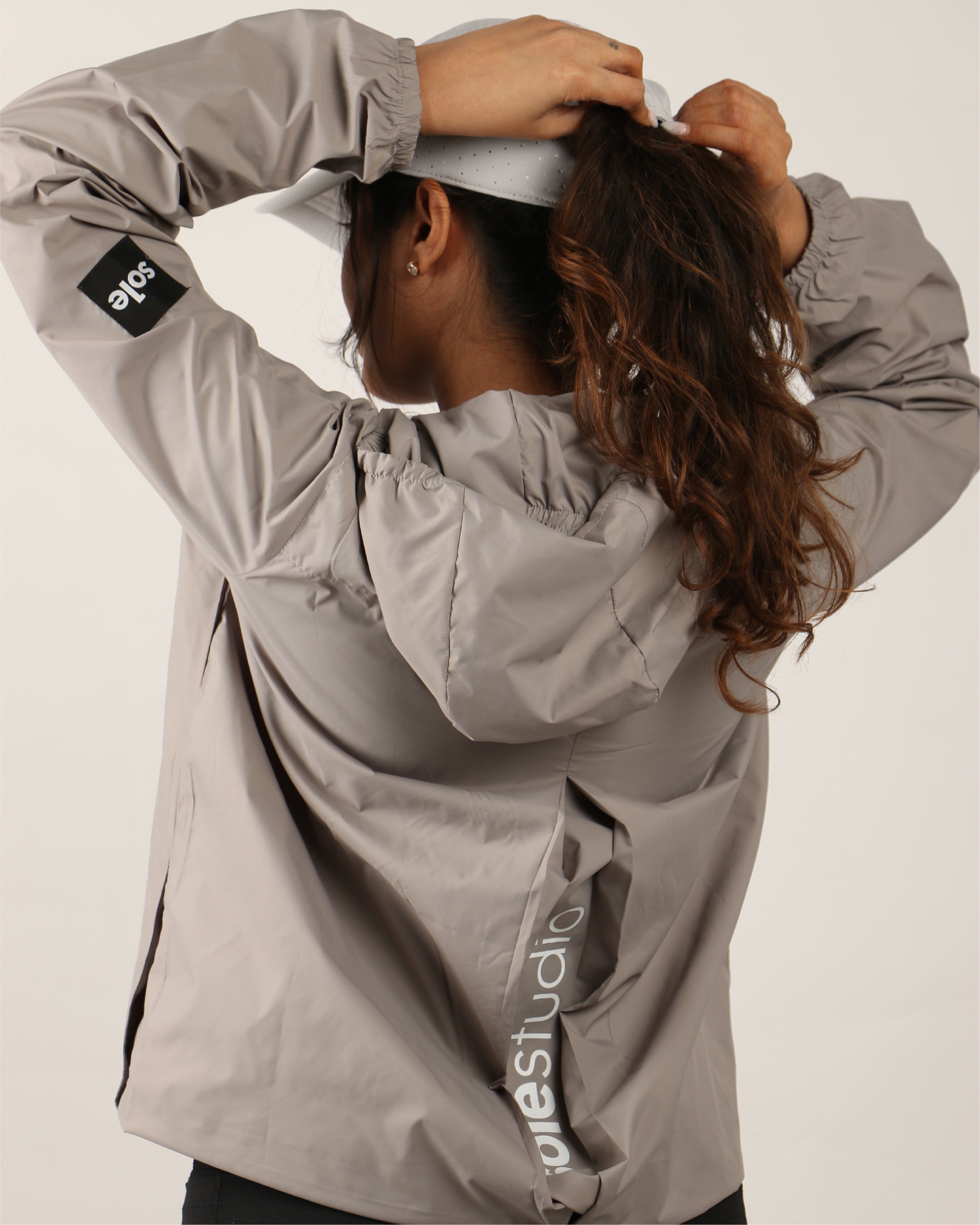 Movement Shell 01